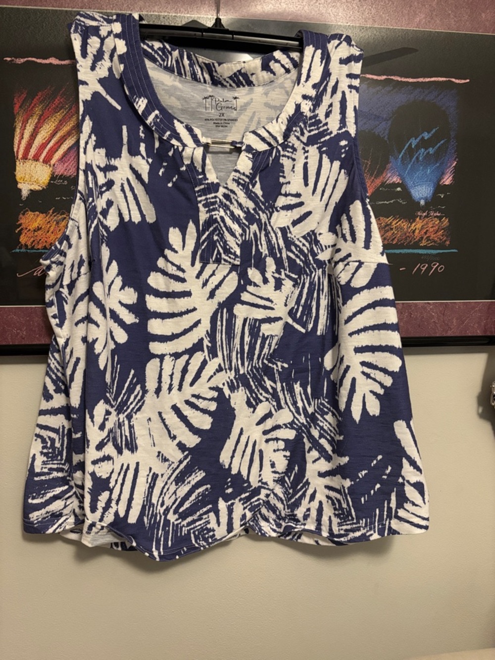 Blue & White Leaf-Print Tank Top